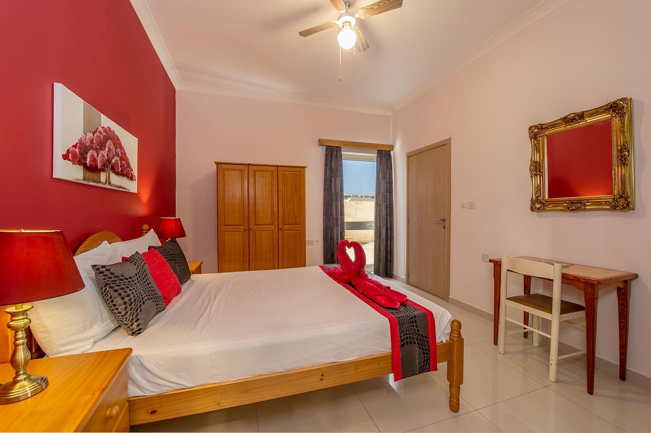 Electra Guesthouse Marsalforn Екстериор снимка